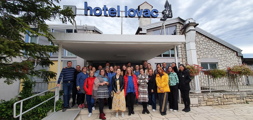 trening-za-nastavnike-i-volontere-udruga-u-pazinu-prava-aplikacija